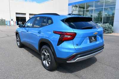 2025 Chevrolet Trax, $25275. Photo 4