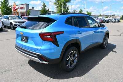 2025 Chevrolet Trax, $25275. Photo 6