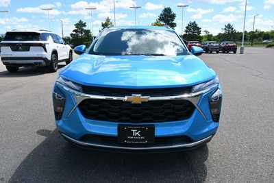 2025 Chevrolet Trax, $25275. Photo 9