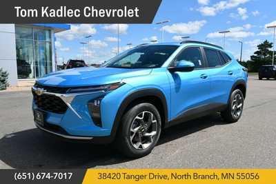 2025 Chevrolet Trax, $25275. Photo 1