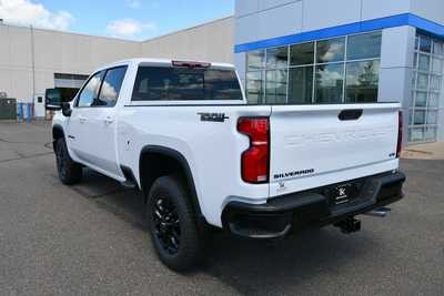 2025 Chevrolet 3500 Crew Cab, $70435. Photo 4