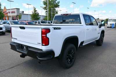 2025 Chevrolet 3500 Crew Cab, $70435. Photo 6