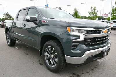 2025 Chevrolet 1500 Crew Cab, $56285. Photo 10