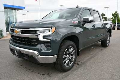 2025 Chevrolet 1500 Crew Cab, $56285. Photo 2