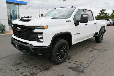 2025 Chevrolet 2500 Crew Cab, $59850. Photo 1