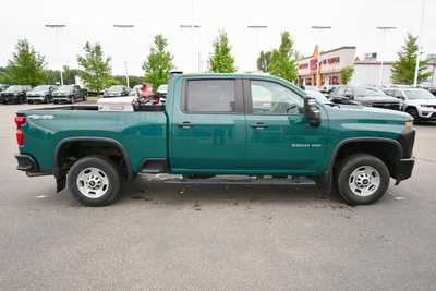 2022 Chevrolet 2500 Crew Cab, $31750. Photo 9