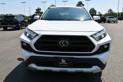2022 Toyota RAV4, $30000. Photo 11