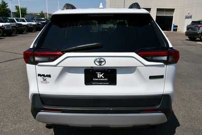 2022 Toyota RAV4, $30000. Photo 6