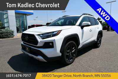2022 Toyota RAV4, $30000. Photo 1