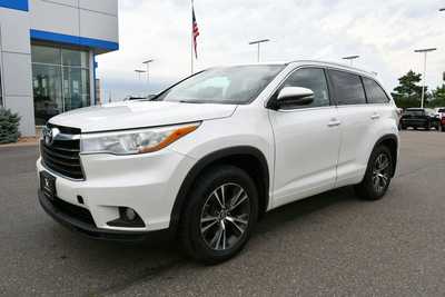 2016 Toyota Highlander, $18250. Photo 2