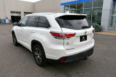 2016 Toyota Highlander, $18250. Photo 5
