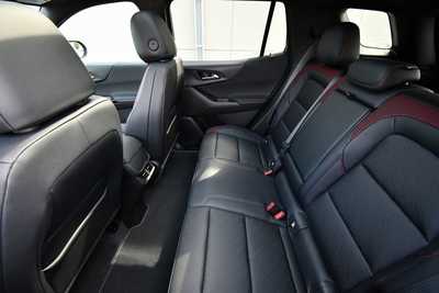 2026 Chevrolet Equinox, $37335. Photo 10