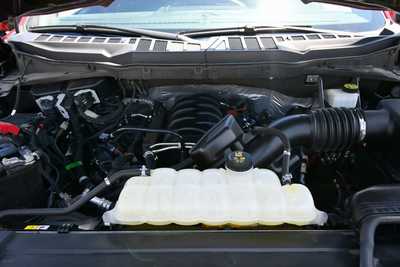 2022 Ford F150 Crew Cab, $38500. Photo 12
