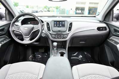 2023 Chevrolet Equinox, $23000. Photo 3