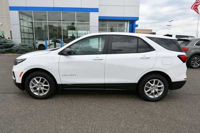 2023 Chevrolet Equinox, $23000. Photo 4