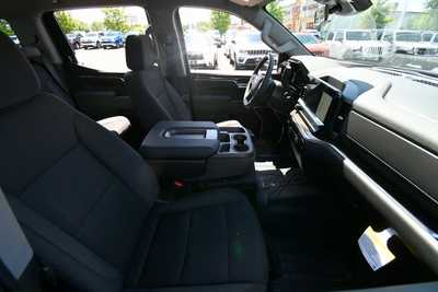 2025 Chevrolet 1500 Crew Cab, $52095. Photo 11