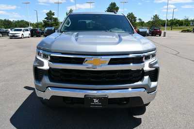 2025 Chevrolet 1500 Crew Cab, $52095. Photo 9