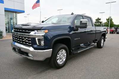 2022 Chevrolet 3500 Crew Cab, $54750. Photo 2