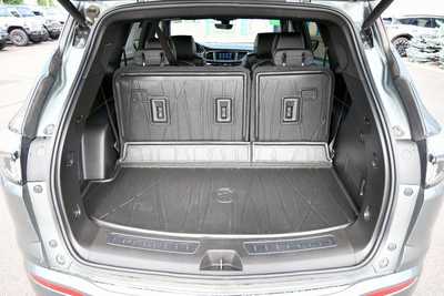 2023 Buick Enclave, $37500. Photo 7