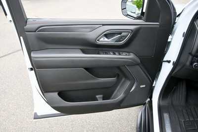2024 Chevrolet Suburban, $69000. Photo 12