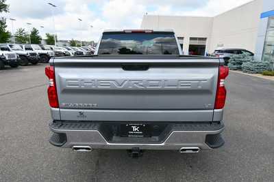 2025 Chevrolet 1500 Crew Cab, $53720. Photo 5