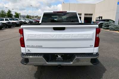 2025 Chevrolet 1500 Crew Cab, $51595. Photo 5
