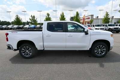 2025 Chevrolet 1500 Crew Cab, $51595. Photo 7