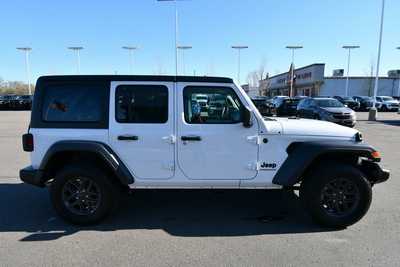 2024 Jeep Wrangler, $32500. Photo 8