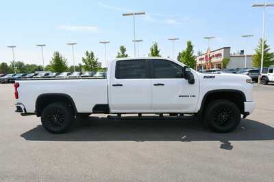 2024 Chevrolet 3500 Crew Cab, $60000. Photo 8