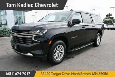 2023 Chevrolet Suburban, $45750. Photo 1