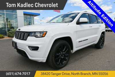 2019 Jeep Grand Cherokee, $22000. Photo 1