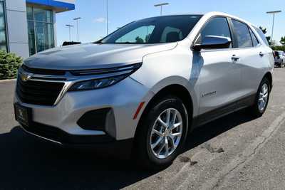 2022 Chevrolet Equinox, $20000. Photo 2