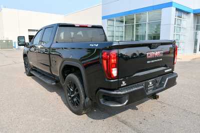 2023 GMC 1500 Crew Cab, $43500. Photo 5