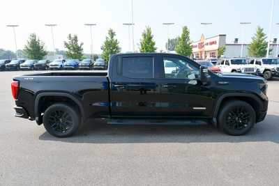 2023 GMC 1500 Crew Cab, $43500. Photo 9