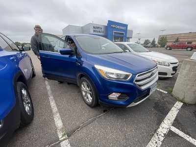 2017 Ford Escape, $7500. Photo 2
