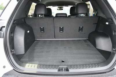 2026 Chevrolet Equinox, $37785. Photo 7