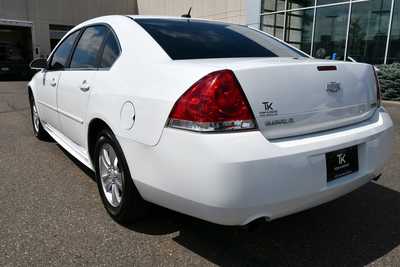 2013 Chevrolet Impala, $5000. Photo 5