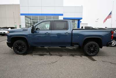 2025 Chevrolet 3500 Crew Cab, $70730. Photo 4