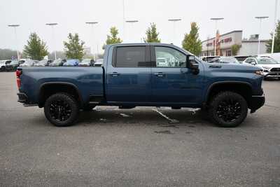 2025 Chevrolet 3500 Crew Cab, $70730. Photo 9