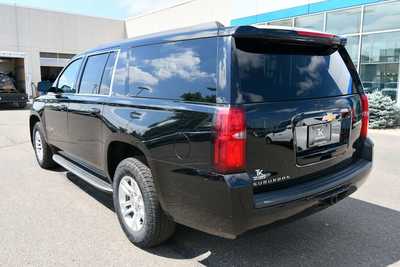 2016 Chevrolet Suburban, $14000. Photo 5
