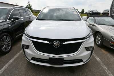 2022 Buick Enclave, $33500. Photo 2