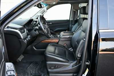 2015 Chevrolet Suburban, $18500. Photo 12