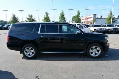 2015 Chevrolet Suburban, $18500. Photo 9