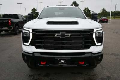2025 Chevrolet 3500 Crew Cab, $70730. Photo 11