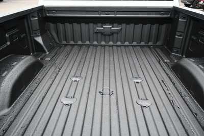 2025 Chevrolet 3500 Crew Cab, $70730. Photo 7