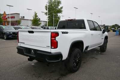 2025 Chevrolet 3500 Crew Cab, $70730. Photo 8