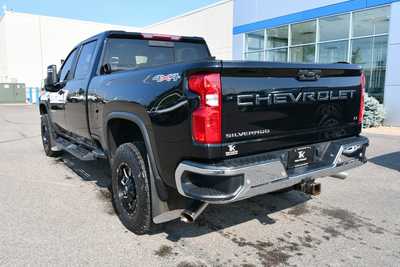 2020 Chevrolet 3500 Crew Cab, $43500. Photo 4