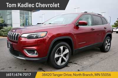 2019 Jeep Cherokee, $16000. Photo 1