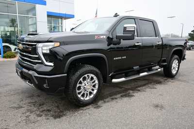 2025 Chevrolet 3500 Crew Cab, $63140. Photo 2