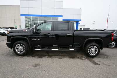2025 Chevrolet 3500 Crew Cab, $63140. Photo 4